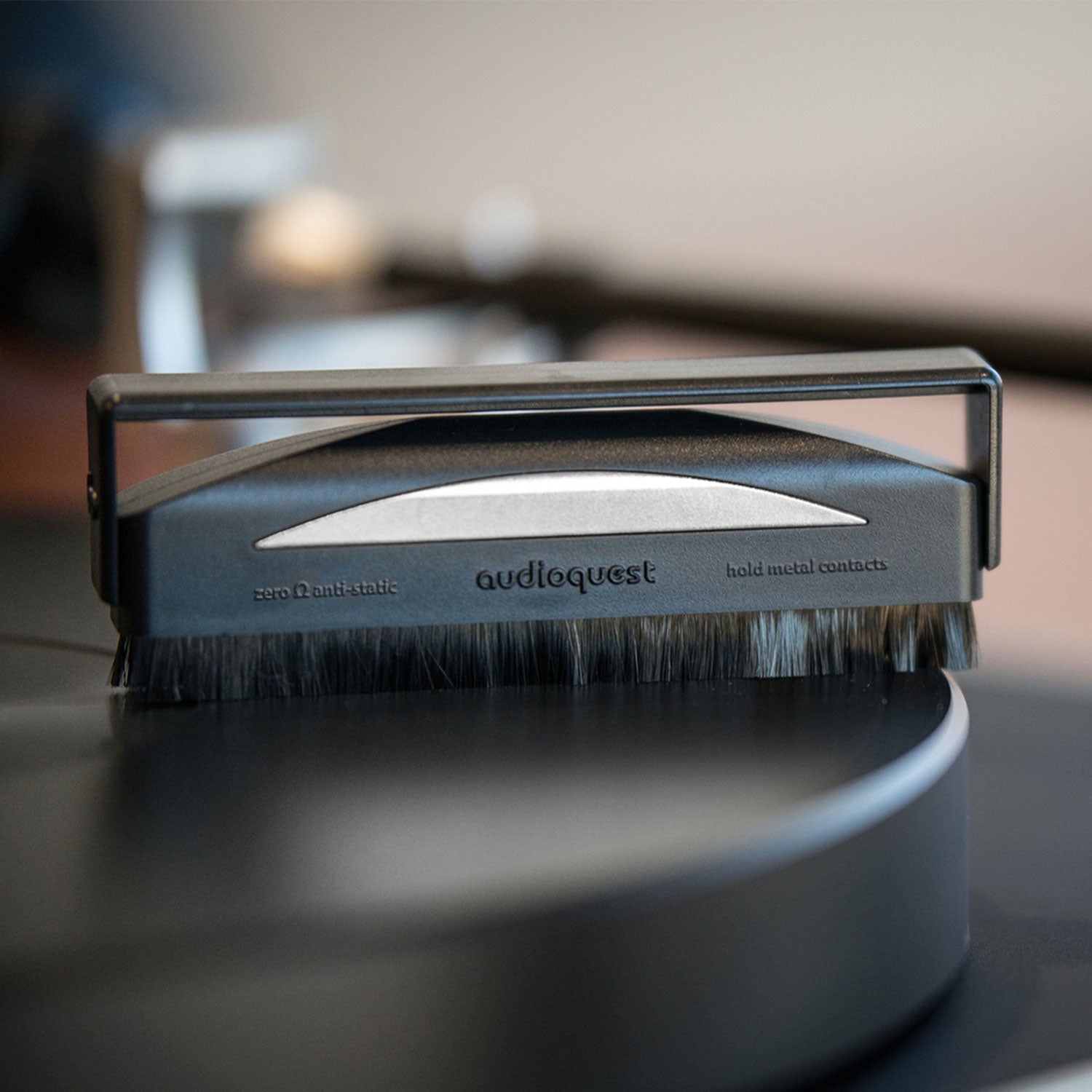 audioquest-silver-anti-static-record-brush-antistatik-schallplattenb-rste-aus-ca image 6