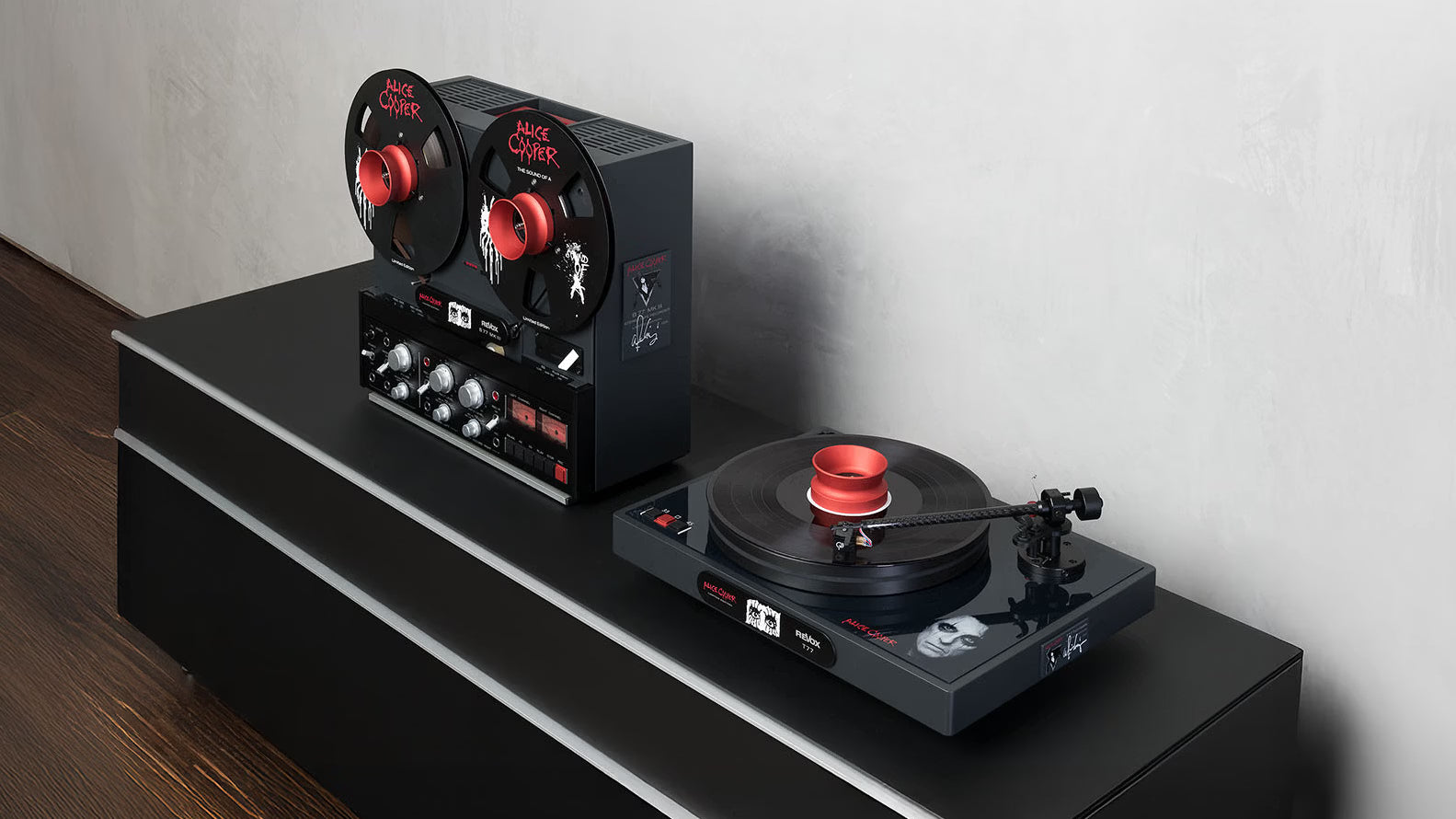 revox-b77-mk-iii-stereo-tape-recorder-alice-cooper-limited-edition image 2