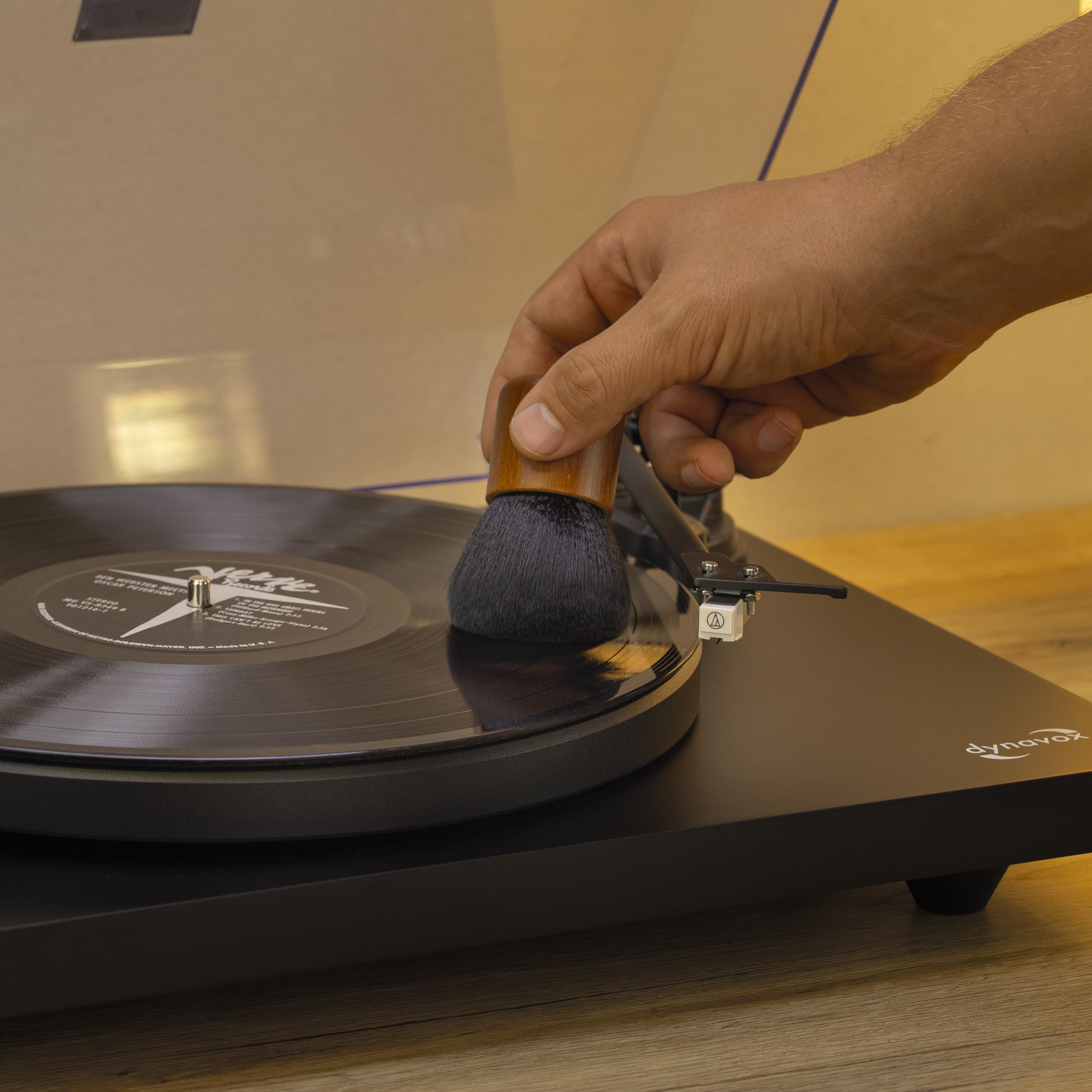 dynavox-cb-1-schallplatten-reinigungspinsel-mit-bambus-griff image 4