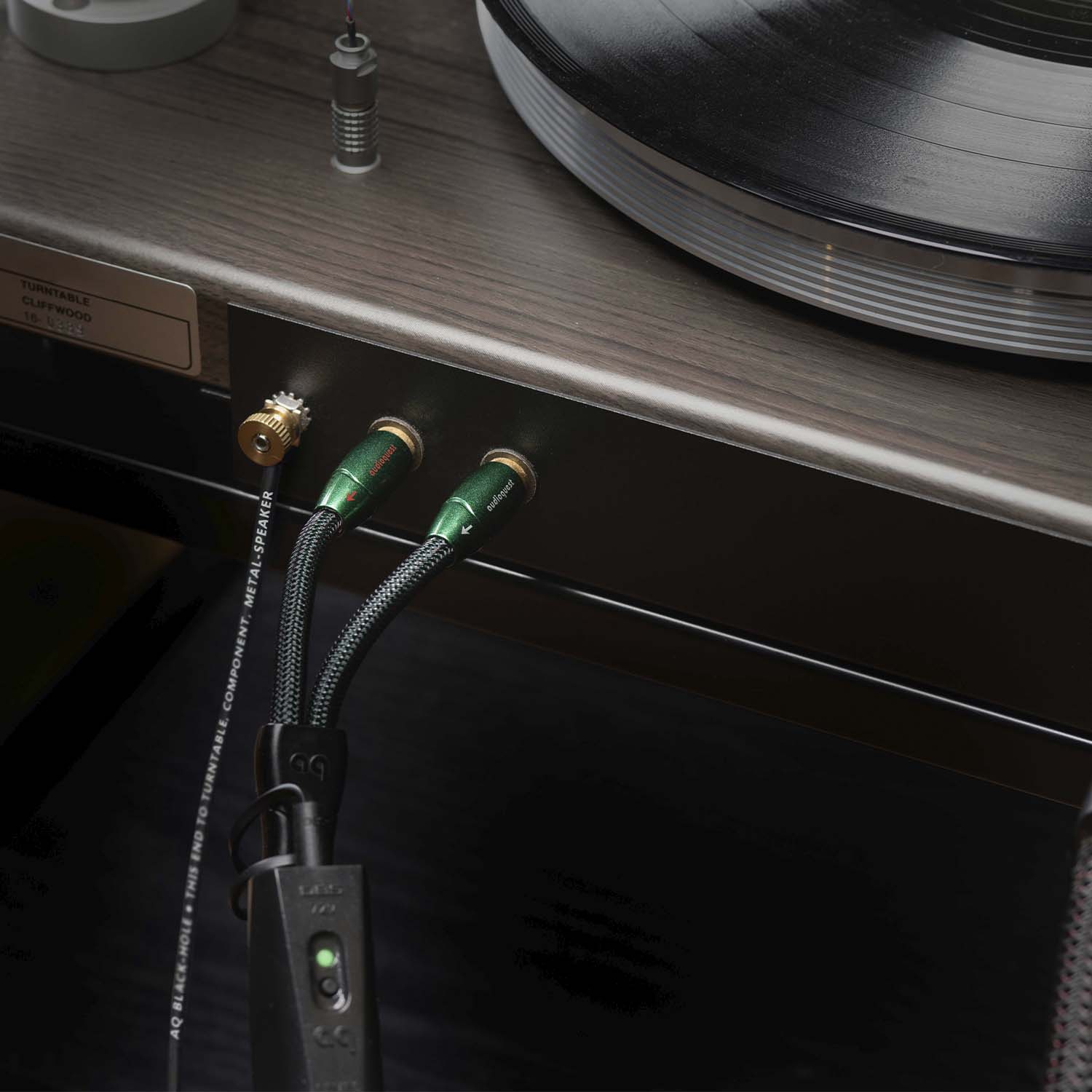 audioquest-black-hole-groundgoody image 4