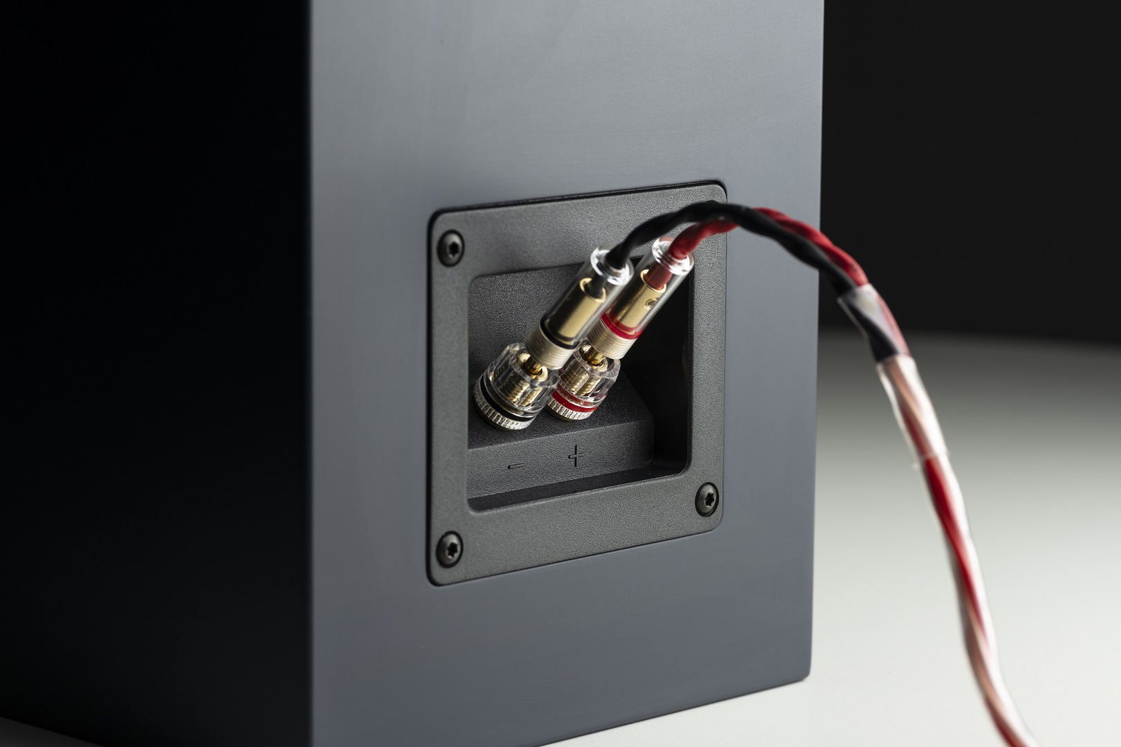 pro-ject-connect-it-ls-e-lautsprecherkabel-stereo-set-4-0-75-mm-solid-core-banan image 2