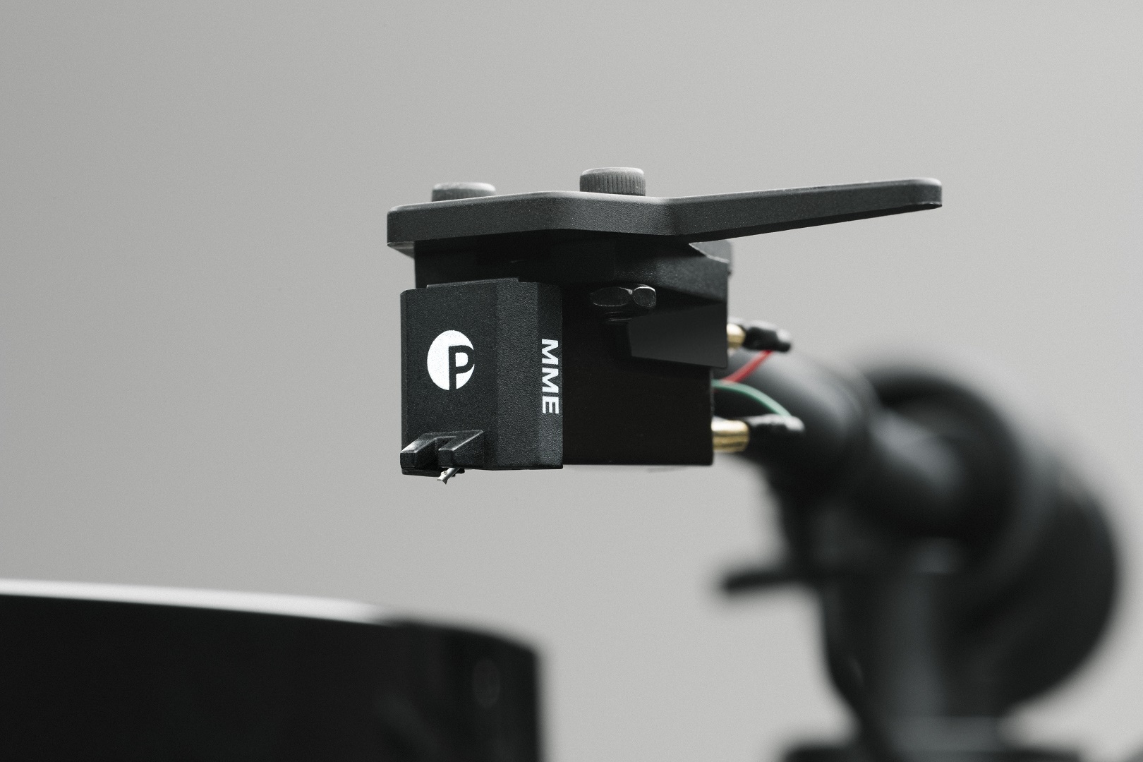 pro-ject-pick-it-mm-e-moving-magnet-tonabnehmer-abnehmbare-nadel-pick-it-serie image 3