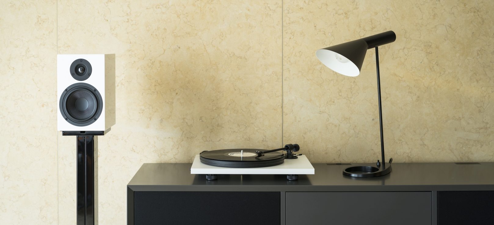 pro-ject-primary-e-phono-plattenspieler-mit-integriertem-phono-vorverst-rker image 4
