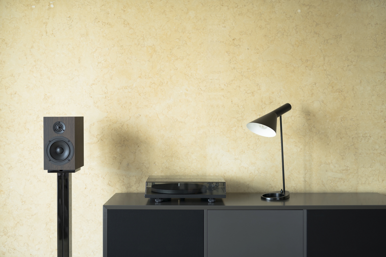 pro-ject-primary-e-phono-plattenspieler-mit-integriertem-phono-vorverst-rker image 3