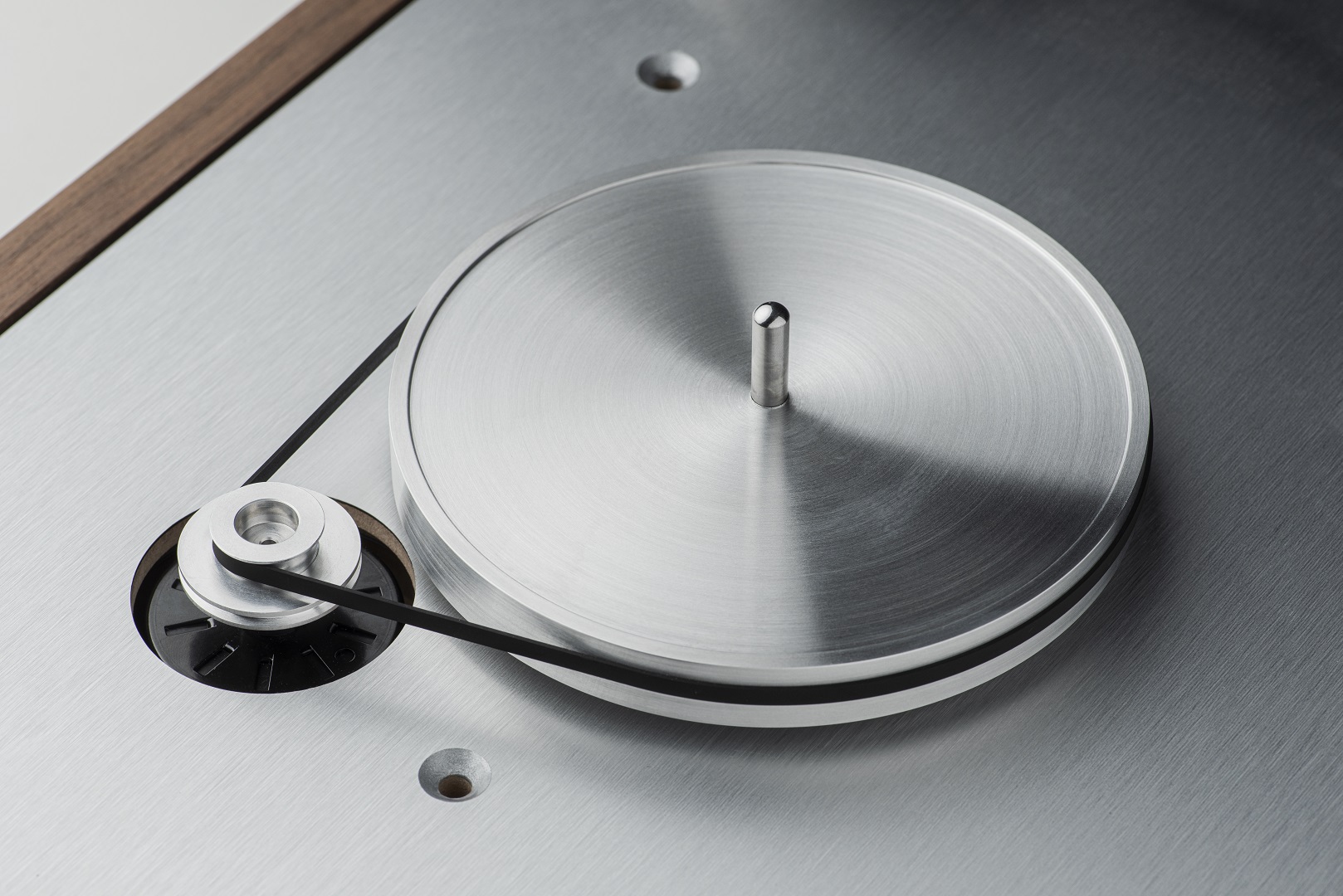 pro-ject-the-classic-evo-plattenspieler-mit-vienna-philharmonic-subteller image 2
