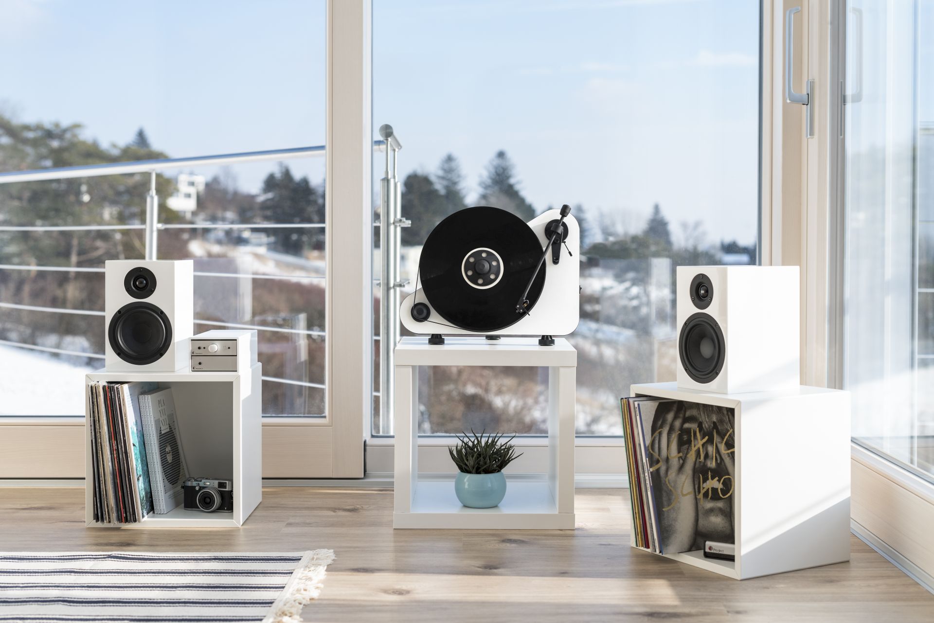 pro-ject-vt-e-vertikaler-plattenspieler image 2