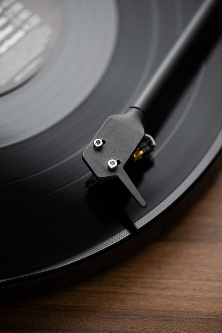 pro-ject-e1-bt-einsteiger-plattenspieler-mit-bluetooth-plug-play-handgefertigt-i image 3