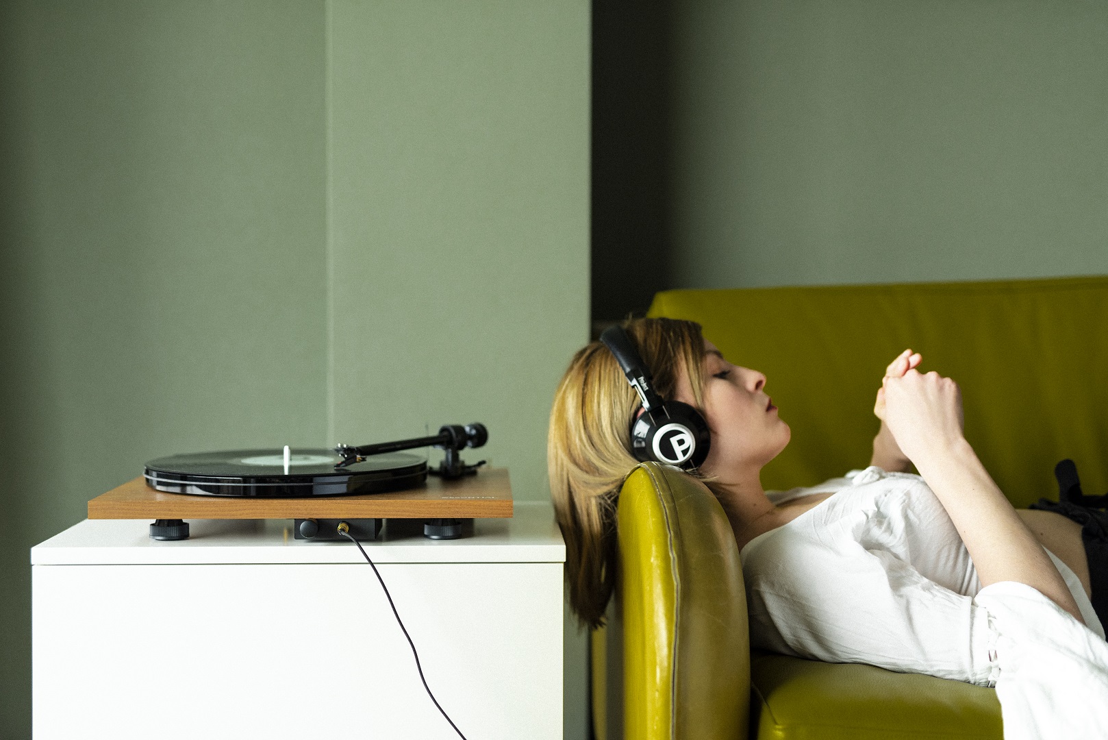pro-ject-hear-it-one-anniversary-over-ear-kopfh-rer image 2