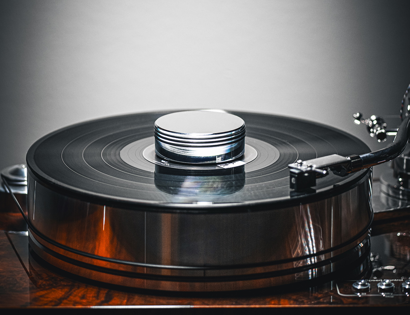 pro-ject-record-puck-rs-schallplattenpuck-1030-g-schwarz-oder-silber image 2