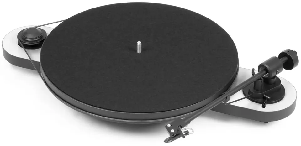 pro-ject-elemental-plattenspieler-mit-ortofon-om-5e-plug-play image 1