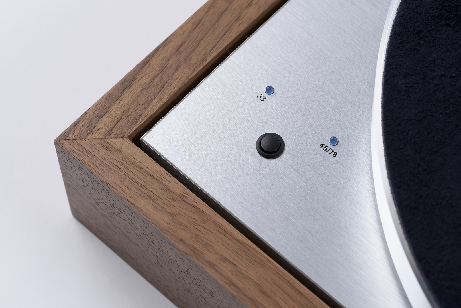 pro-ject-the-classic-evo-plattenspieler-mit-vienna-philharmonic-subteller image 3