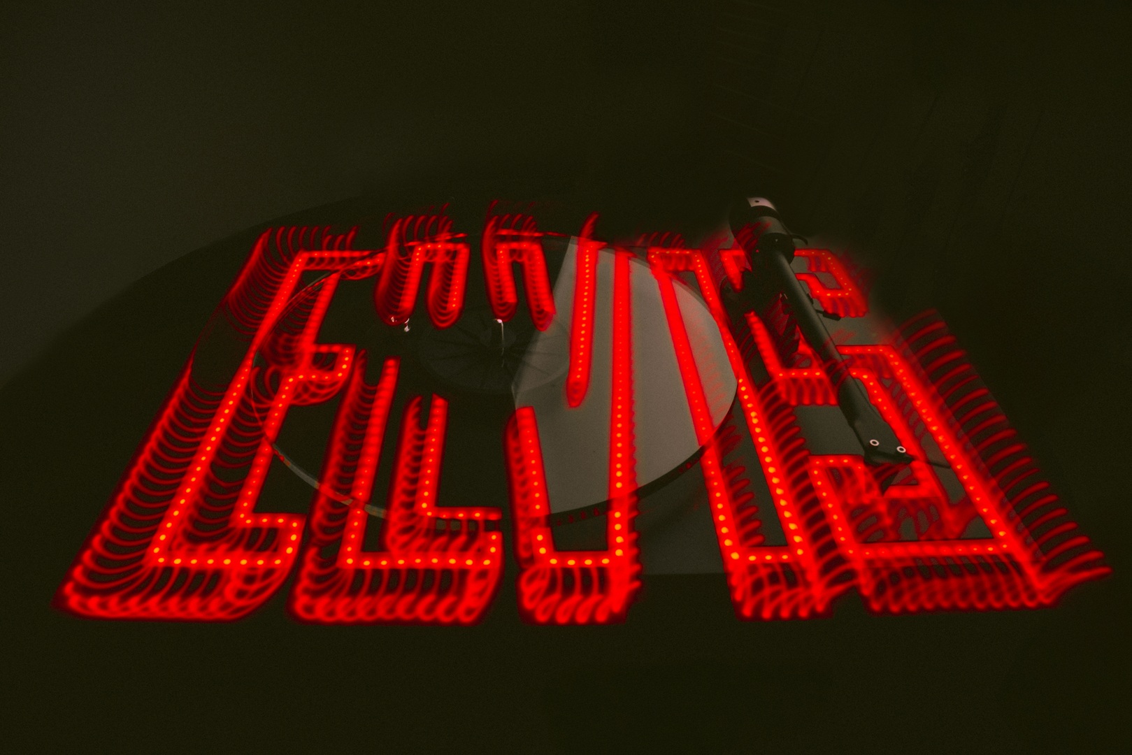 pro-ject-elvis-turntable-plattenspieler image 2