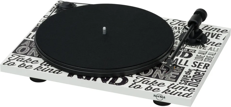 pro-ject-hard-rock-caf-turntable-sonderedition-mit-ortofon-om5e image 1