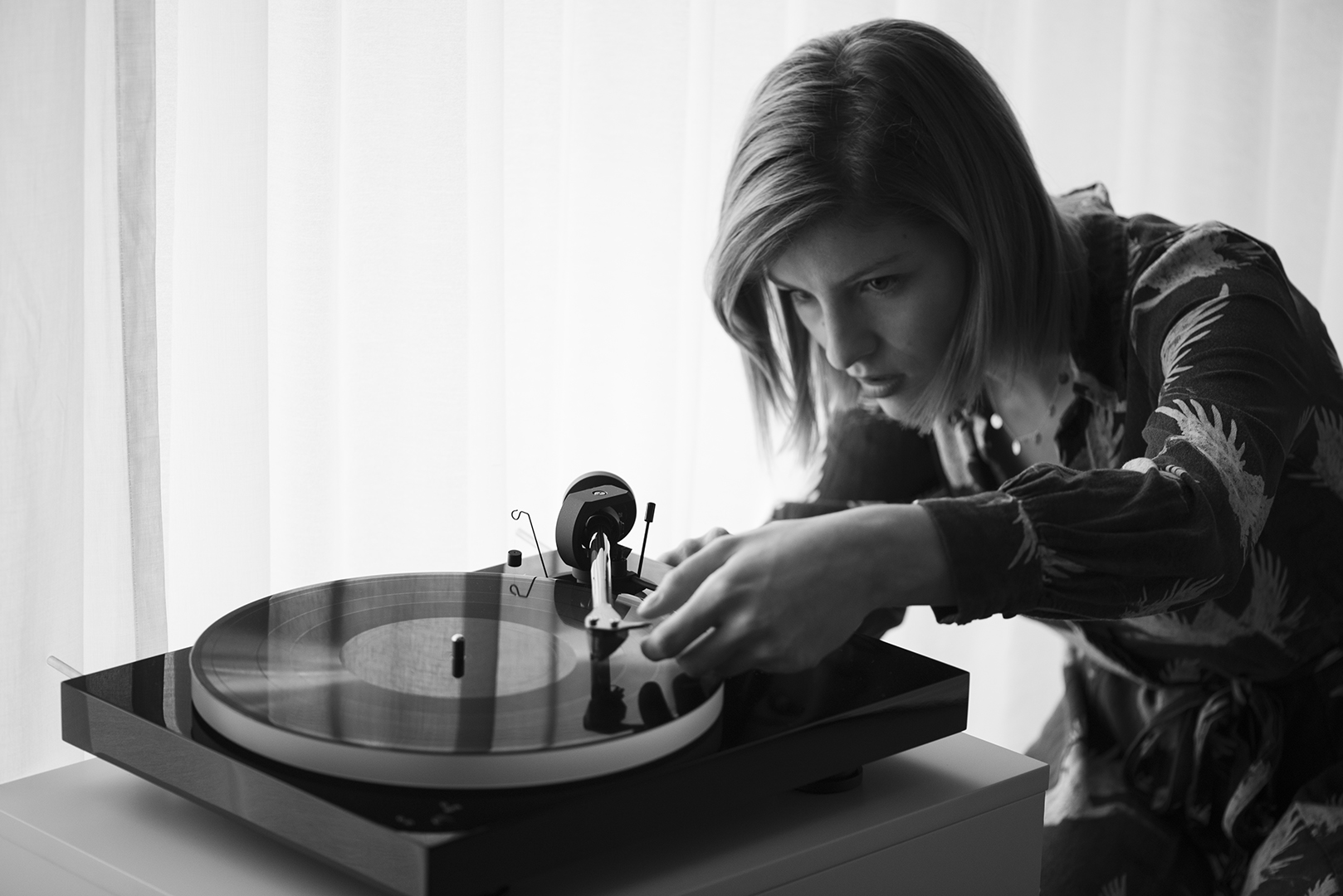 pro-ject-x1-plattenspieler image 2