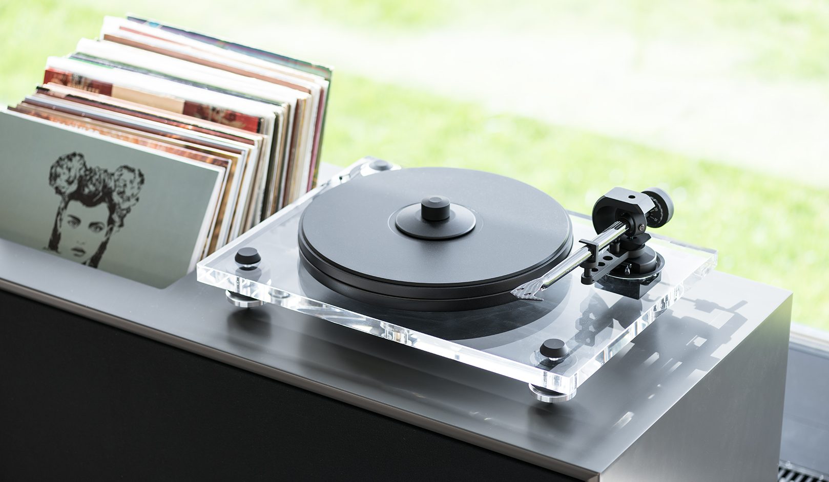pro-ject-2xperience-dc-acryl-plattenspieler-mit-acrylchassis-und-9cc-evolution-t image 2