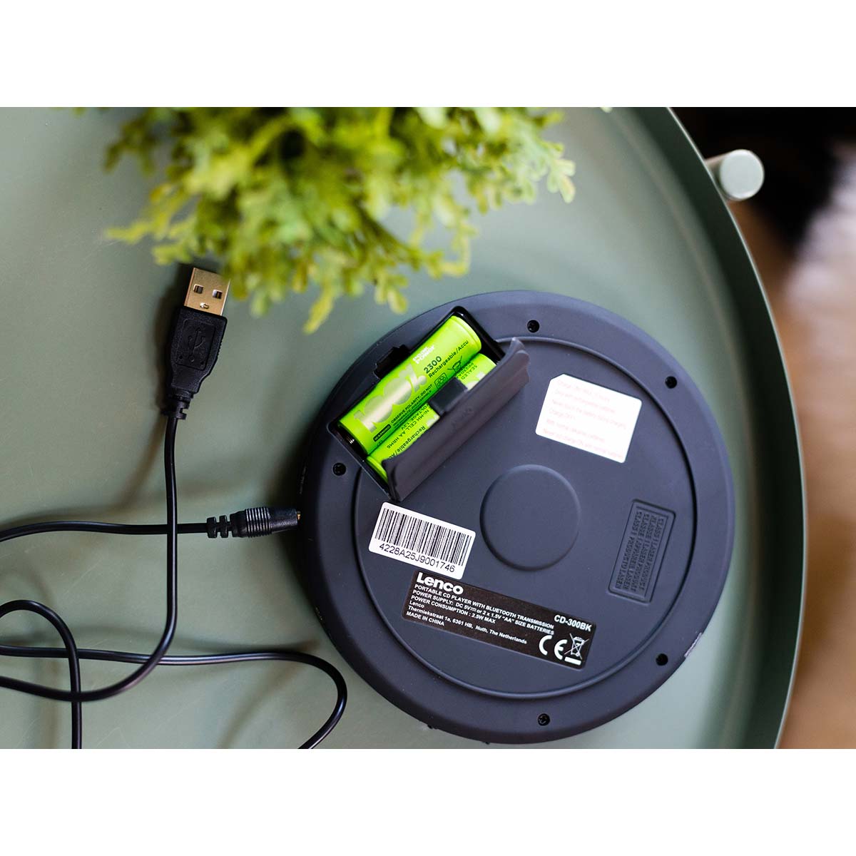 lenco-cd-300bk-tragbarer-bluetooth-cd-mp3-player-schwarz-mit-anti-shock image 8