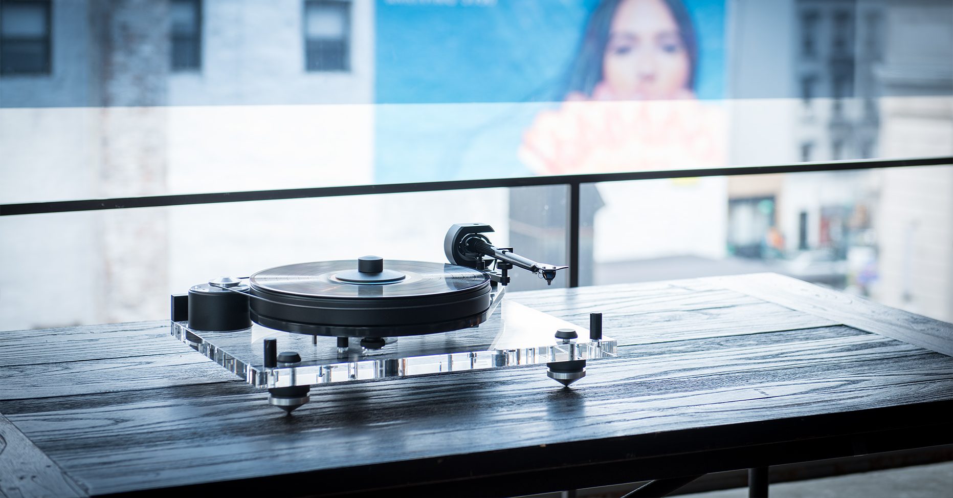 pro-ject-6perspex-balanced-high-end-plattenspieler-mit-acrylchassis-und-magnetla image 2