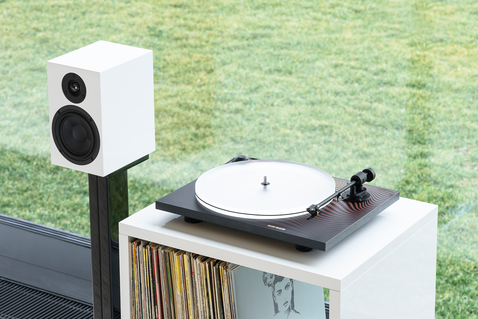 pro-ject-primary-deladap-wave-plattenspieler-mit-acryl-teller-und-ortofon-om5e image 2