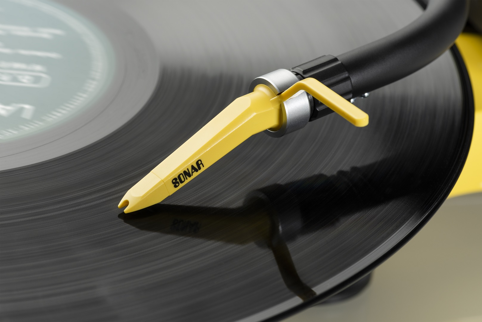 pro-ject-the-beatles-yellow-submarine-limitierte-schallplatte image 2