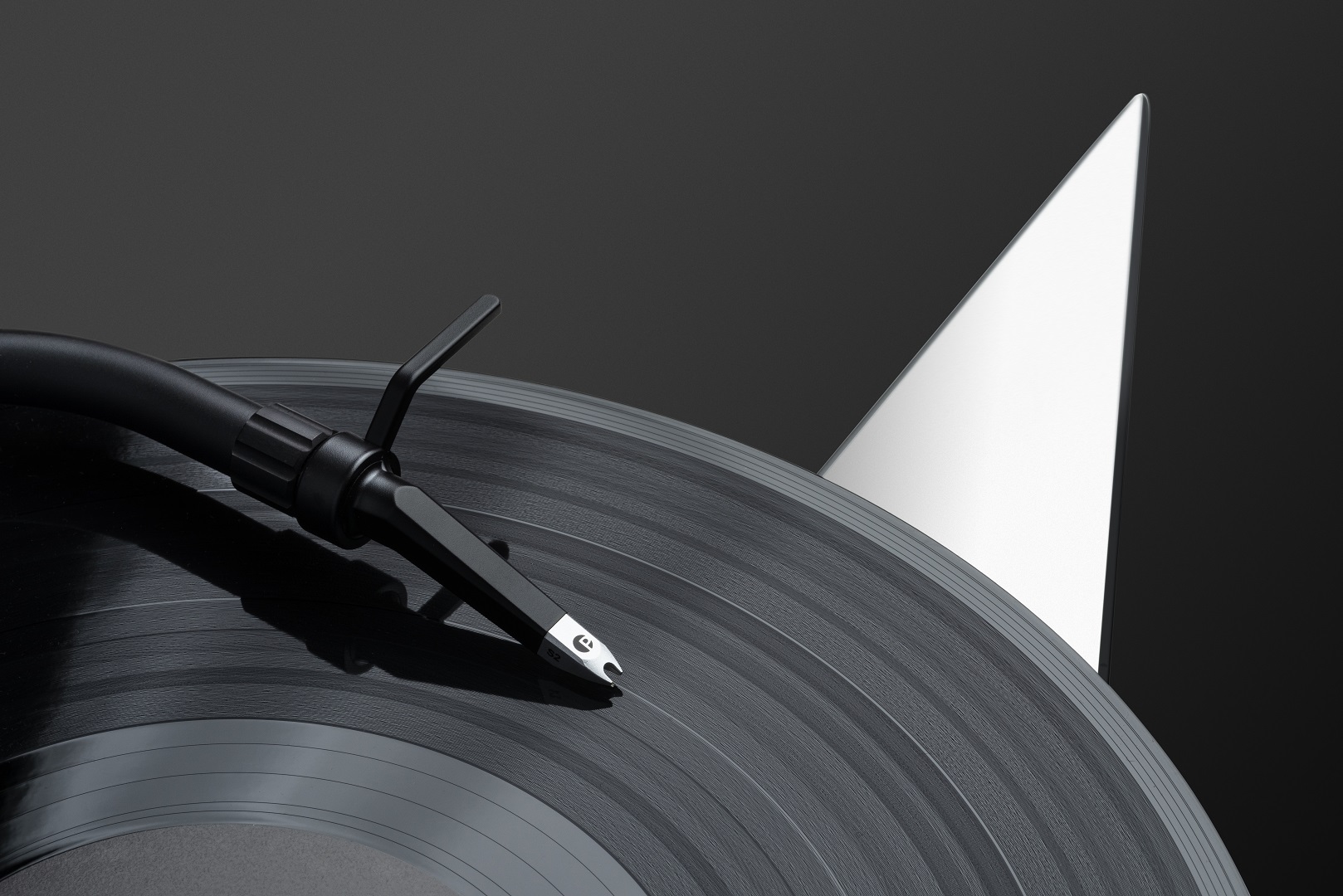 pro-ject-metallica-turntable-limitierter-plattenspieler-im-band-design image 5