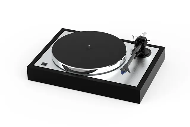 pro-ject-the-classic-limited-edition-plattenspieler-mit-9-carbon-alu-sandwich-to image 1