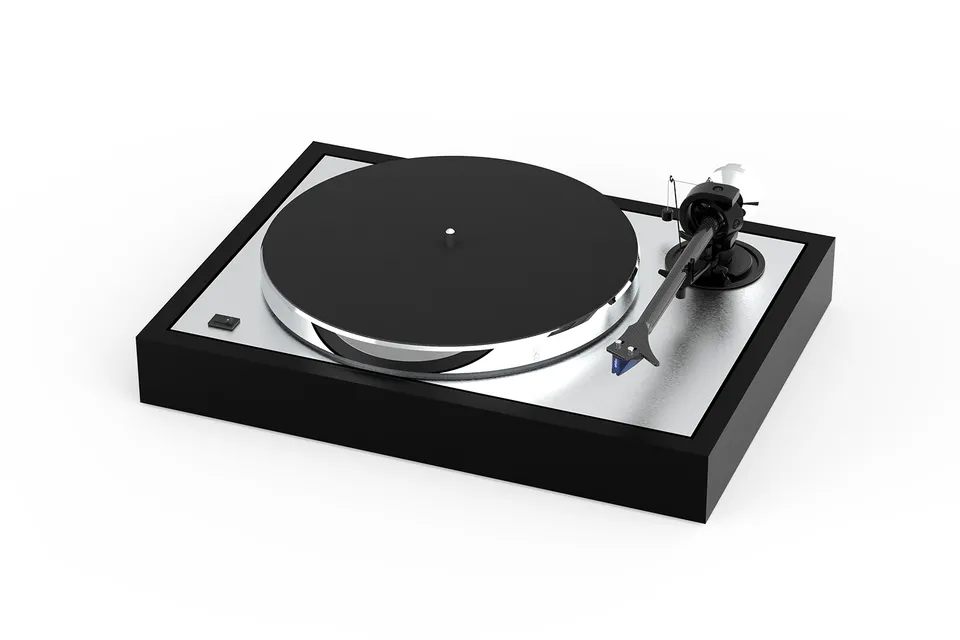 pro-ject-the-classic-limited-edition-plattenspieler-mit-9-carbon-alu-sandwich-to image 1
