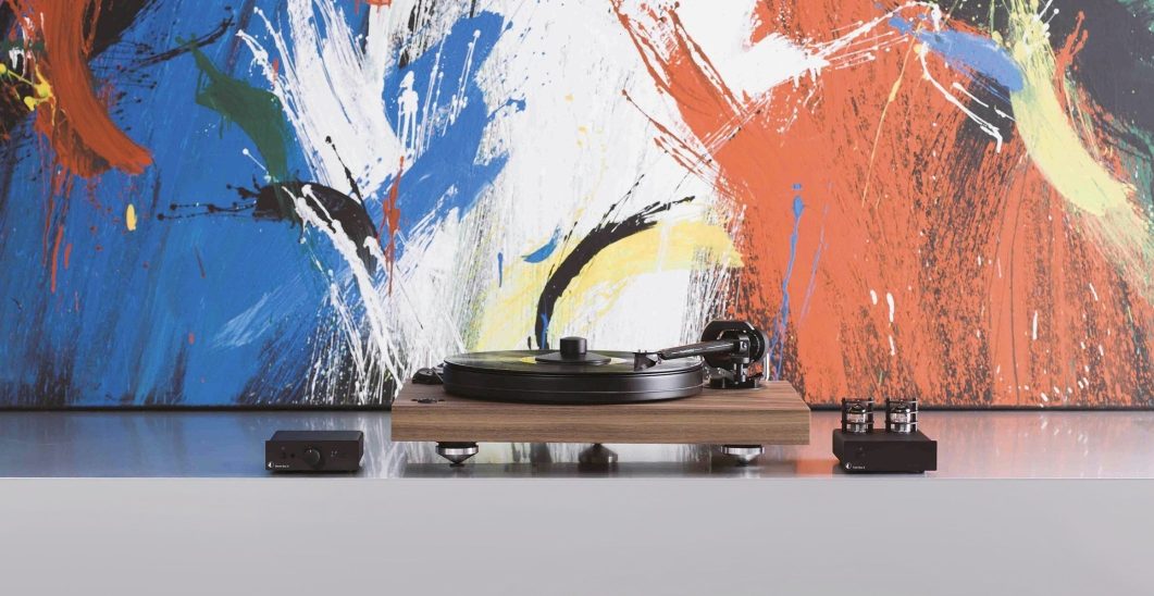 pro-ject-2xperience-sb-plattenspieler-mit-carbon-tonarm image 2