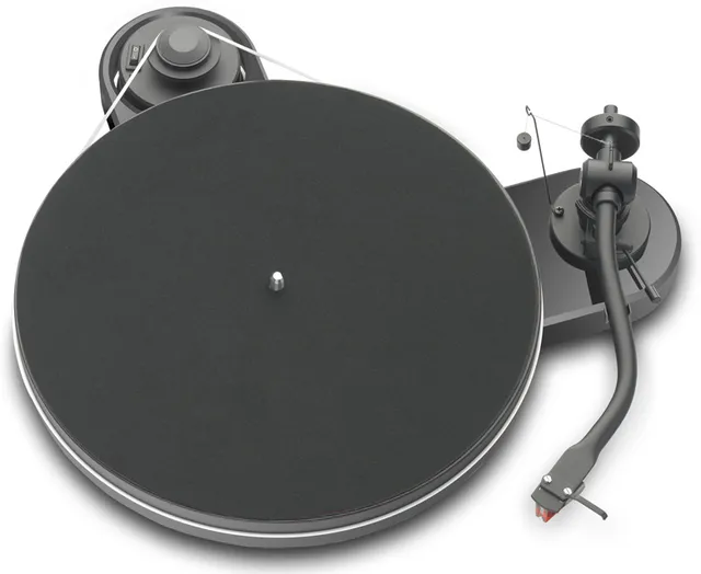 pro-ject-rpm-1-3-genie-plattenspieler image 1