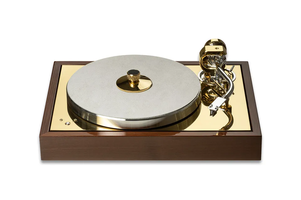 pro-ject-the-classic-reference-high-end-plattenspieler-mit-subchassis-9-evo-tona image 1