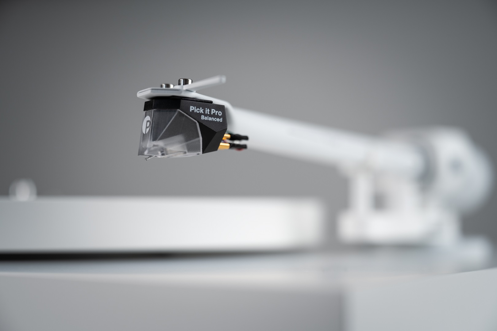pro-ject-debut-pro-b-white-edition-plattenspieler image 3
