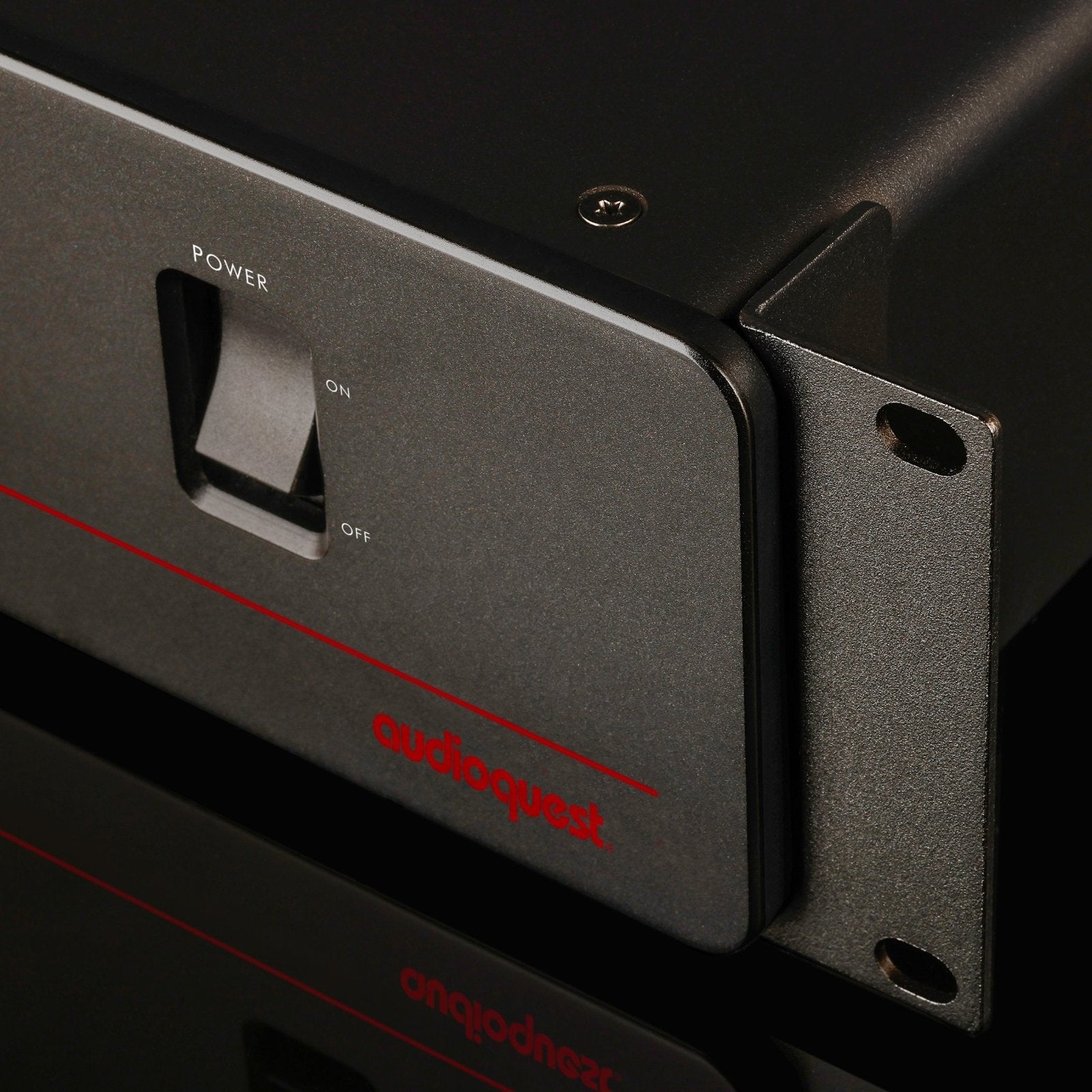 audioquest-powerquest-909-netzfilter-und-steckdosenleiste image 3
